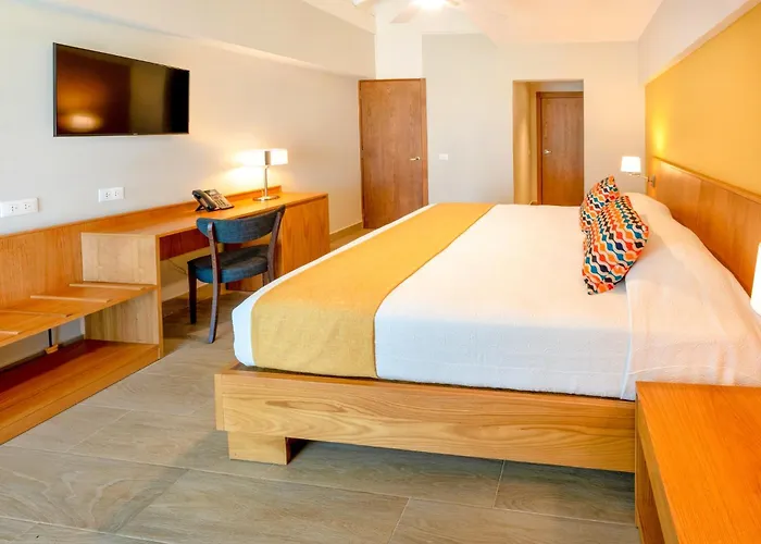 Coral Costa Caribe Beach Resort